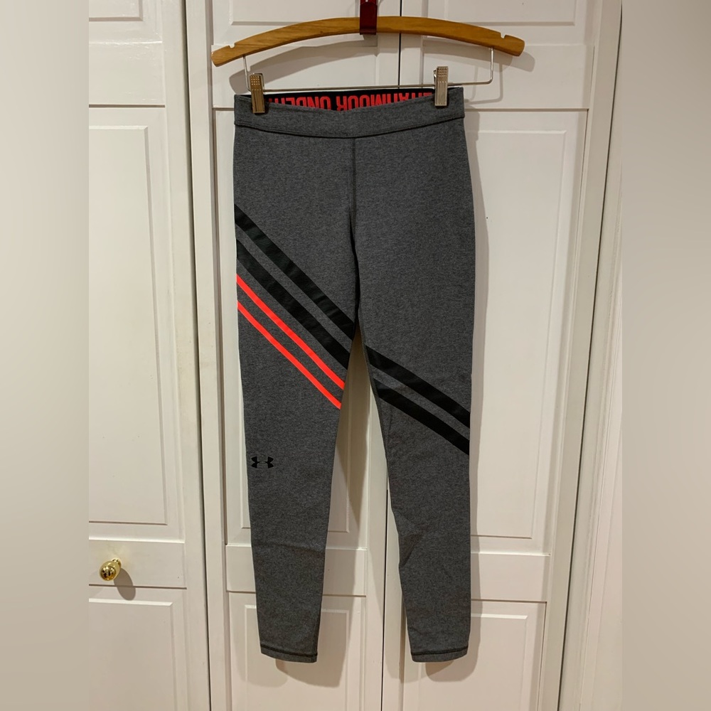 Under armor activewear leggings